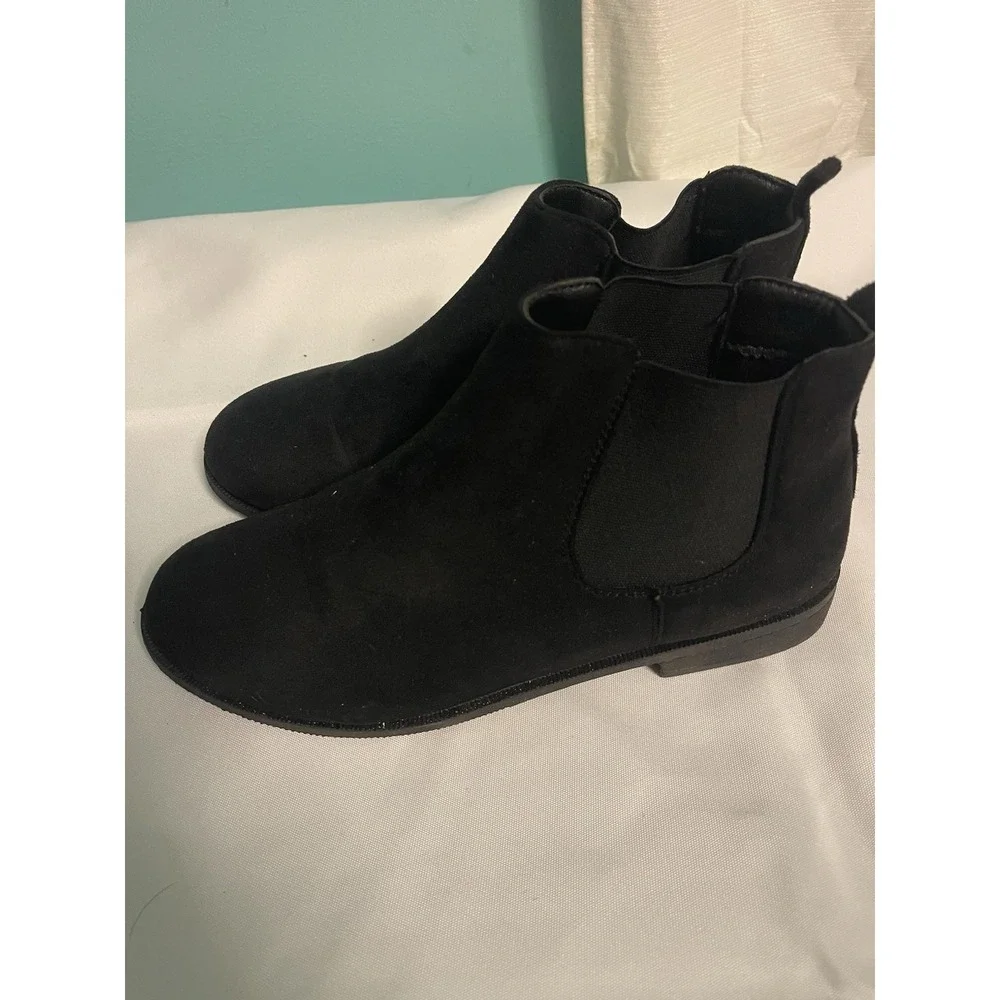 Chelsea Booties Womens‎ Black Casual Boots Size 9 Bin2